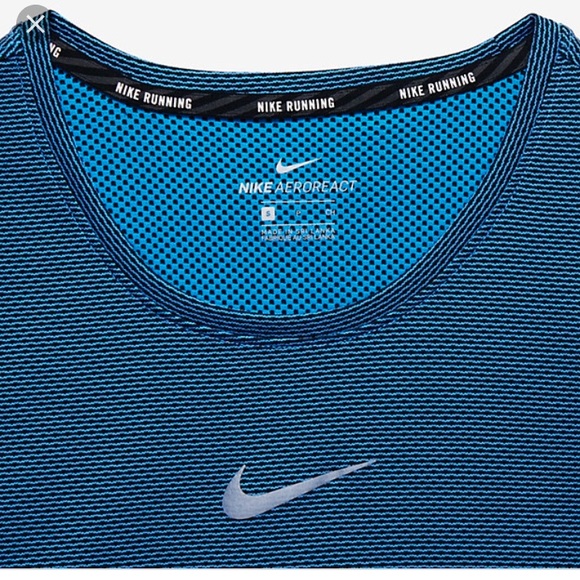 Nike AeroReact Women's Running Top - Picture 5 of 5